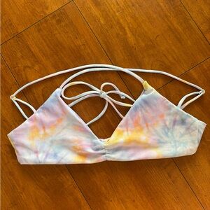 Skatie Betsy top Tavarua MEDIUM